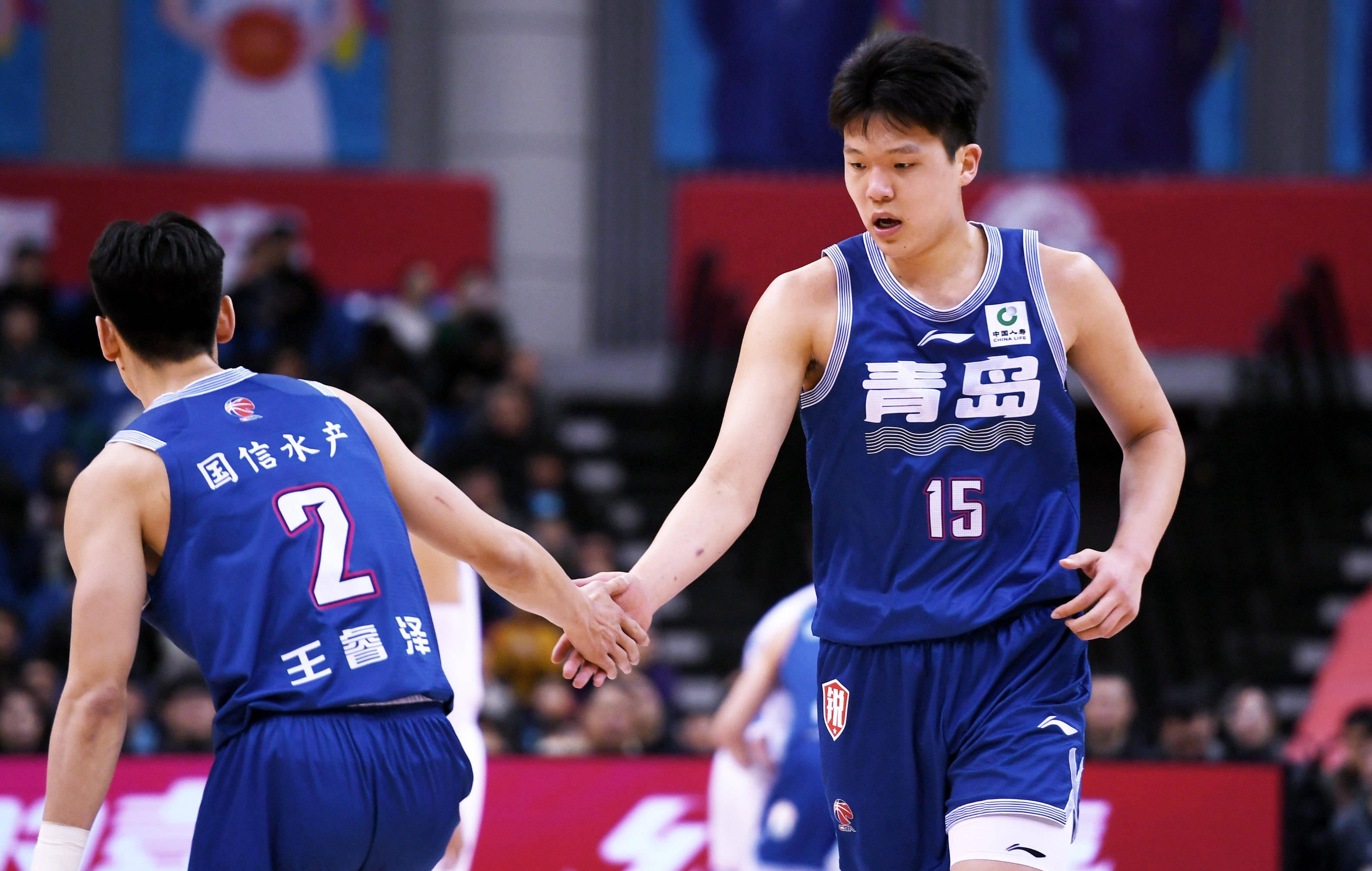 包含CBA季后赛今晚再迎强敌,广东宏远篮板制胜,主帅态度:目标明确,阵容厚度经受考验的词条 包含CBA季后赛今晚再迎强敌,广东宏远篮板制胜,主帅态度:目标明确,阵容厚度经受考验的词条